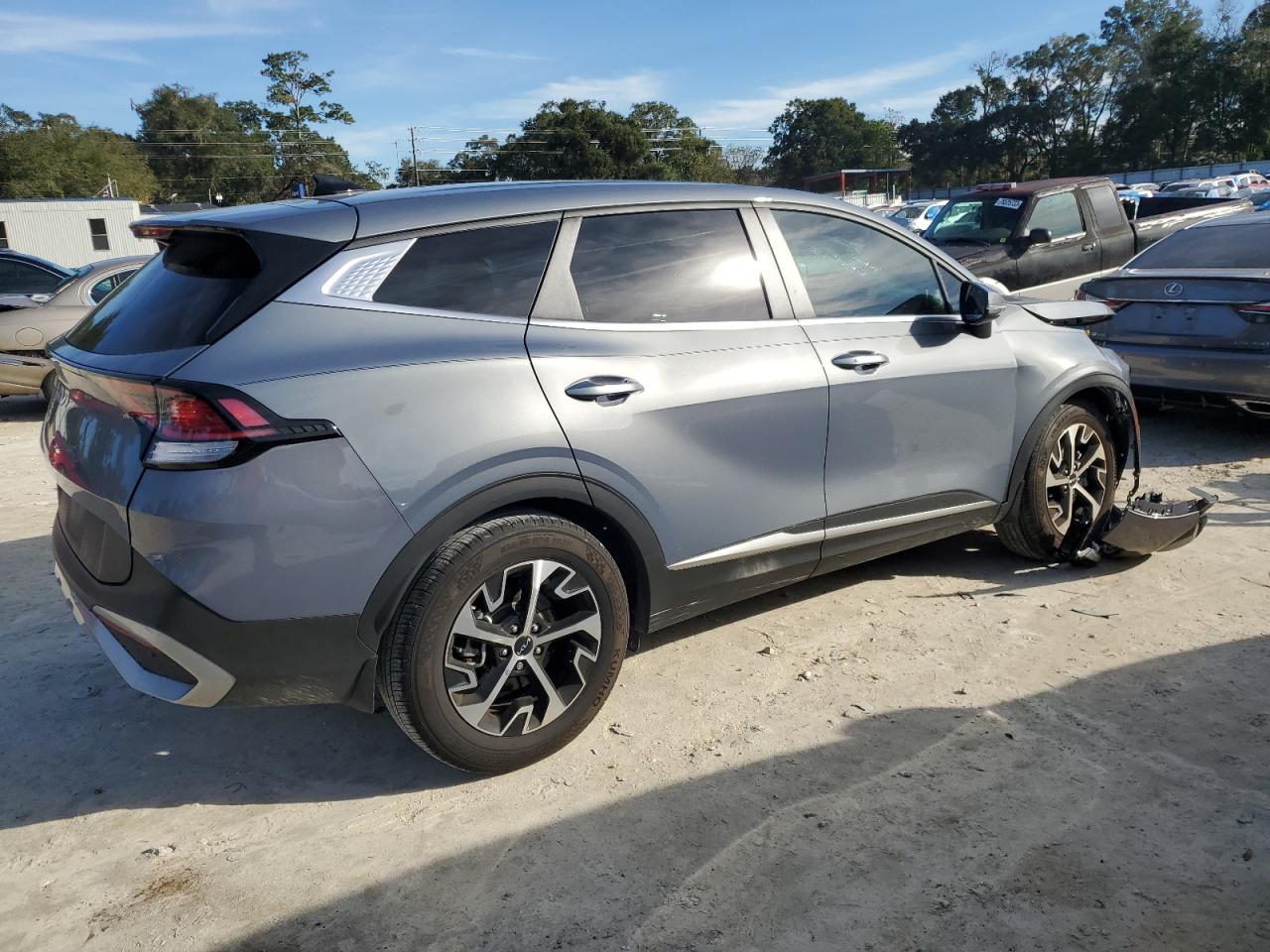 Obraz 3 z 2023 KIA SPORTAGE EX 2023 z VIN 5XYK33AF2PG046986