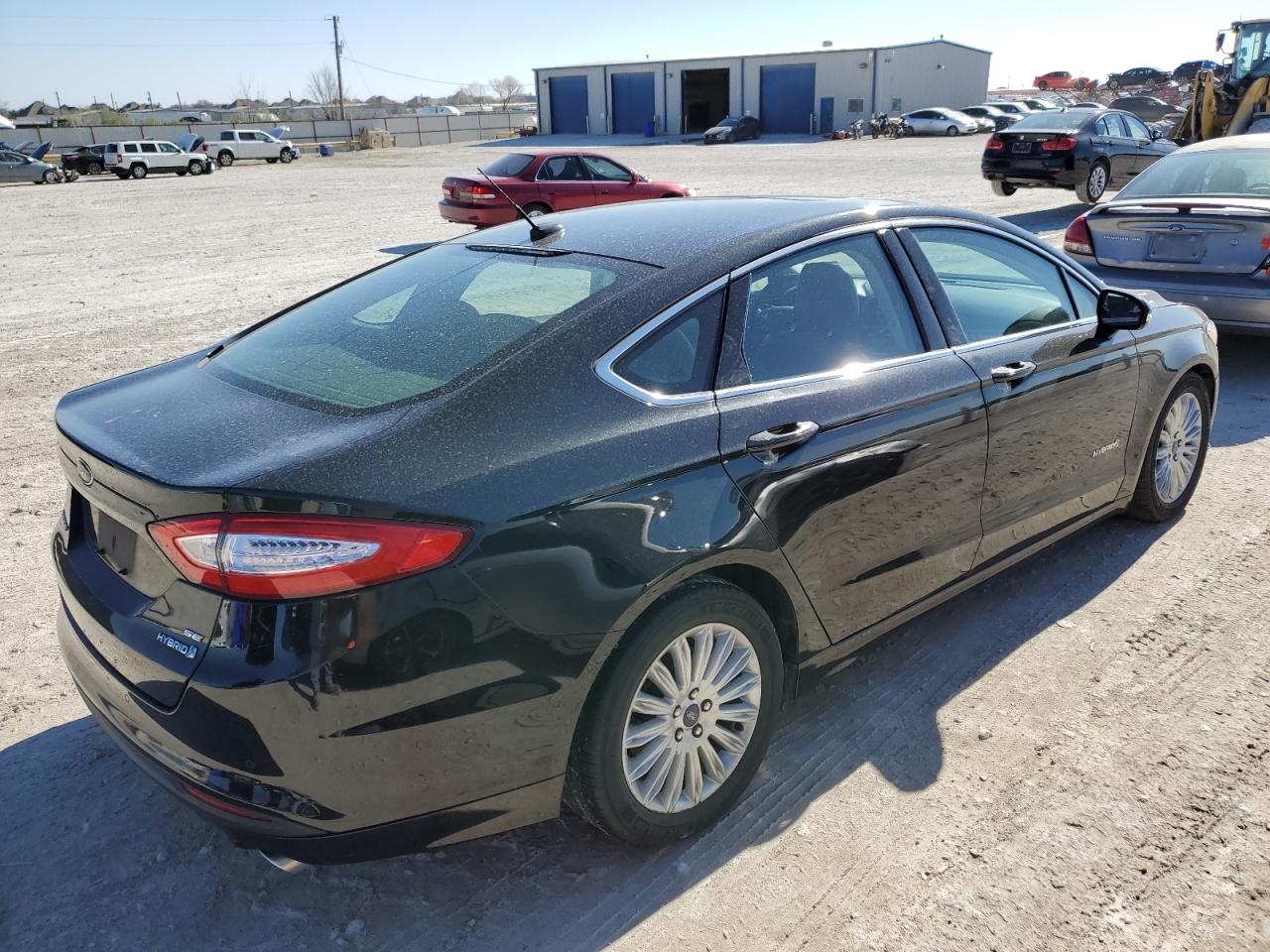Image 3 of 2015 FORD FUSION SE HYBRID 2015 with VIN 3FA6P0LU7FR113057