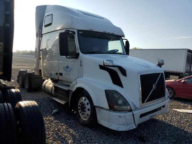 Obraz 1 z 2013 VOLVO VN VNL 2013 z VIN 4V4NC9TH2DN568654