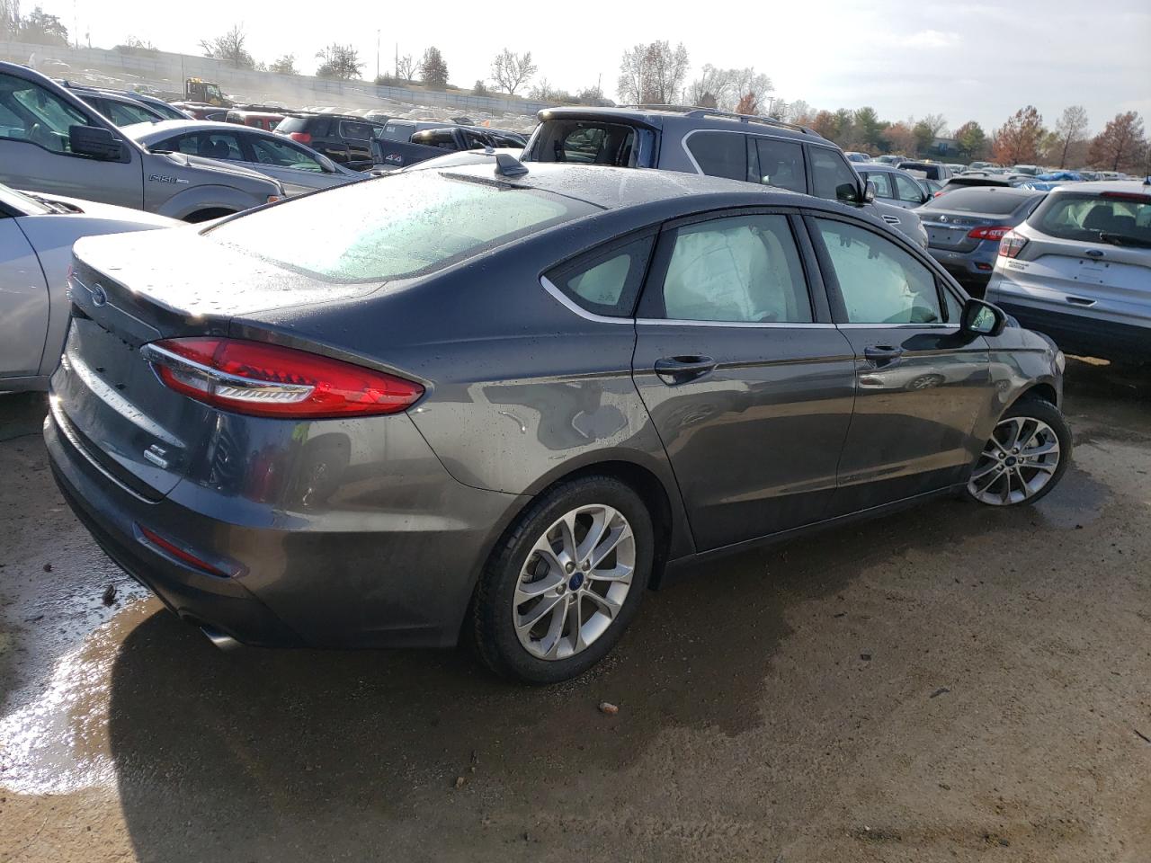 Изображение 3 2019 FORD FUSION SE 2019 с VIN 3FA6P0HD9KR102192