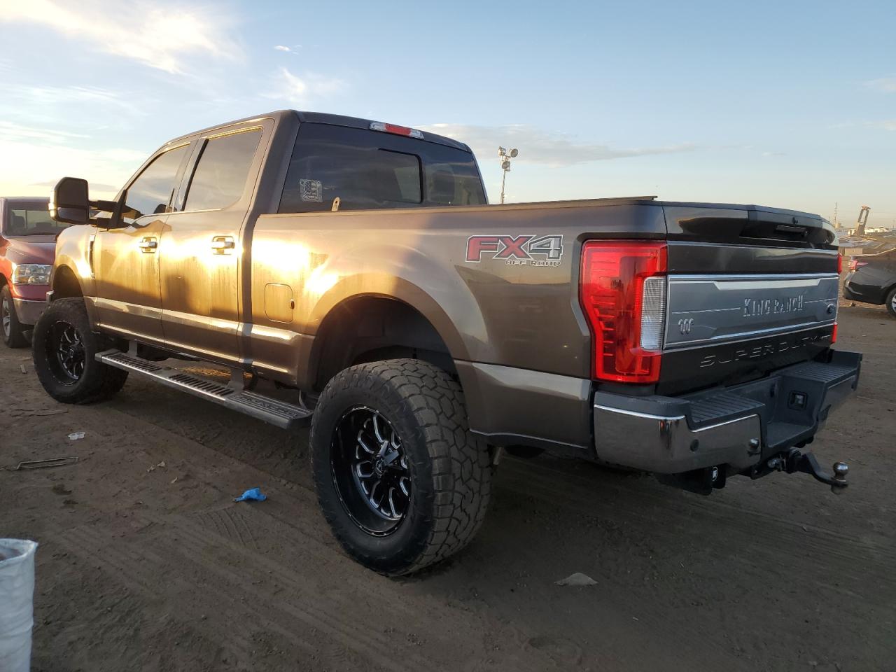 Изображение 2 2017 FORD F250 SUPER DUTY 2017 с VIN 1FT7W2B65HEF31865