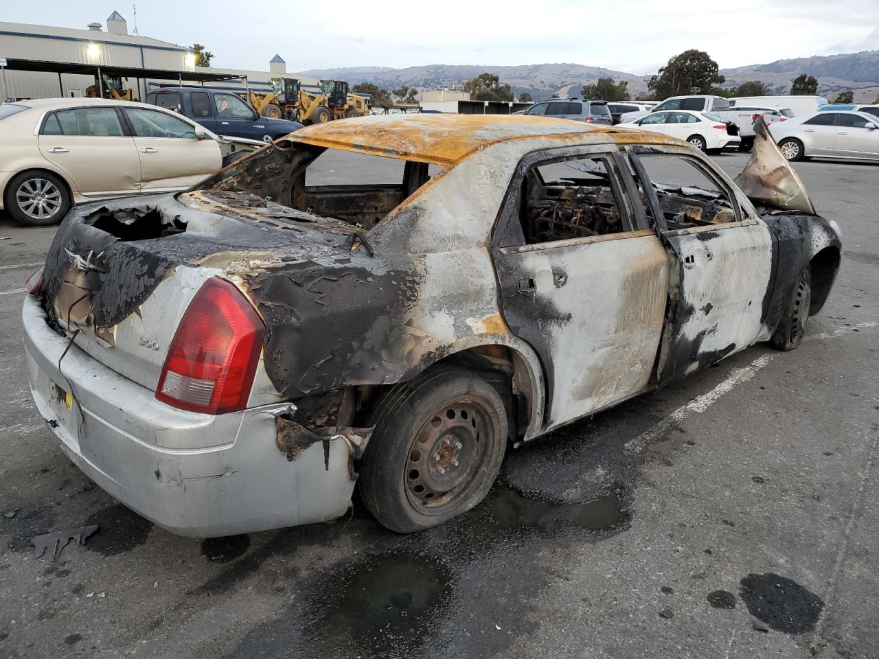 Image 3 of 2007 CHRYSLER 300  2007 with VIN 2C3LA43R57H759345