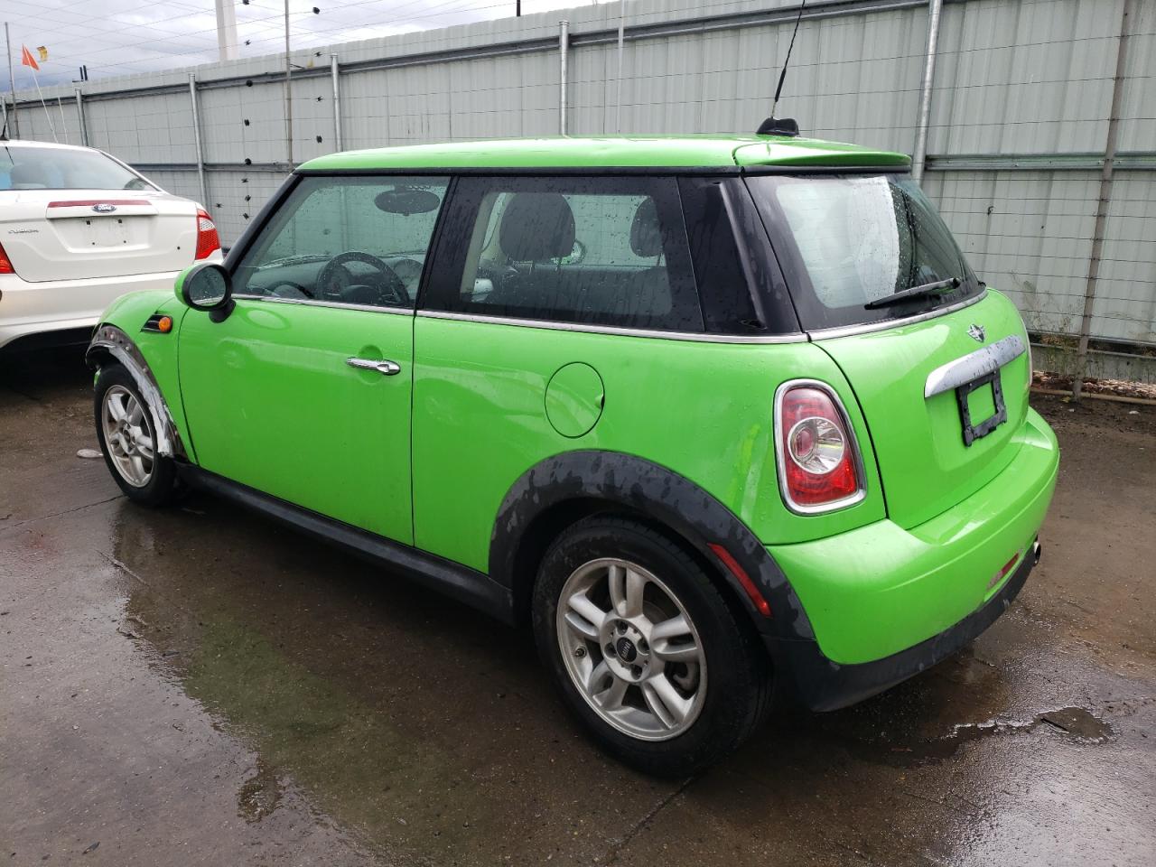Image 2 of Mini Cooper 2012 with VIN WMWSU3C51CT542066