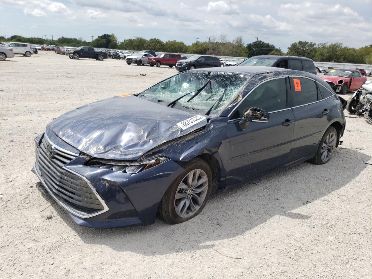 2019 TOYOTA AVALON XLE 2019 image