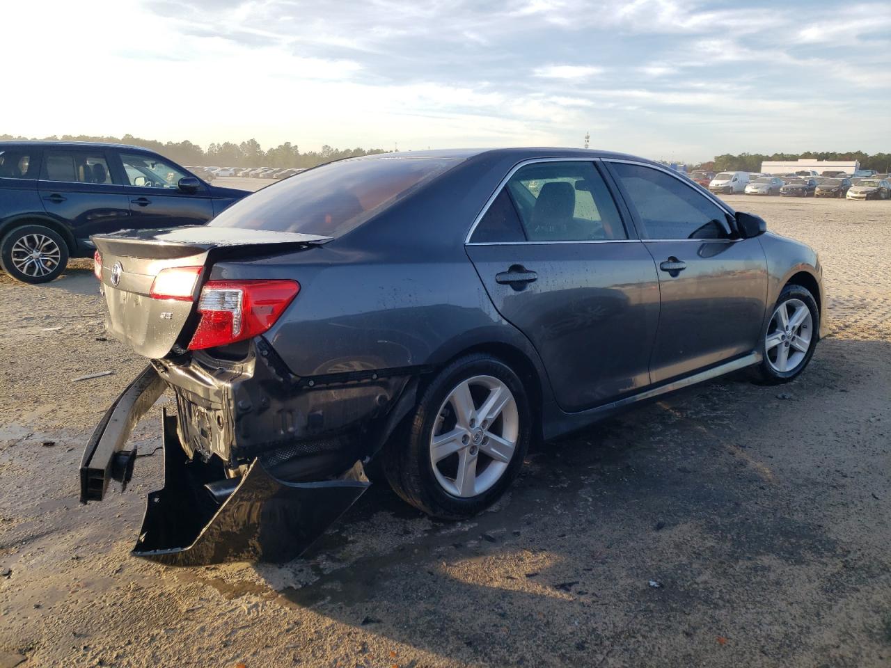 Obraz 3 z 2013 TOYOTA CAMRY L 2013 z VIN 4T1BF1FK9DU261367