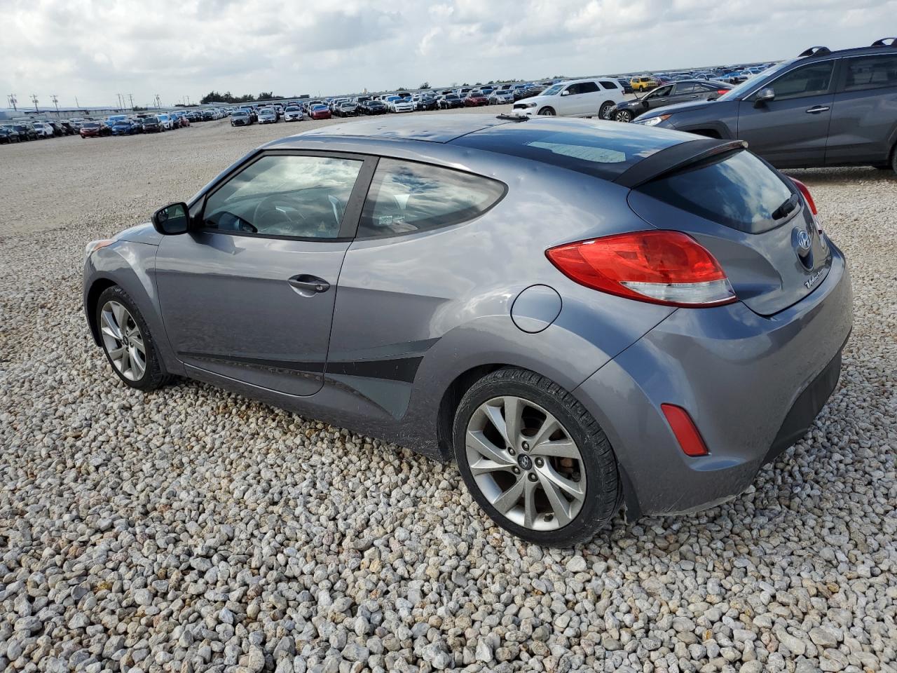 Image 2 of 2016 HYUNDAI VELOSTER  2016 with VIN KMHTC6AD0GU249910