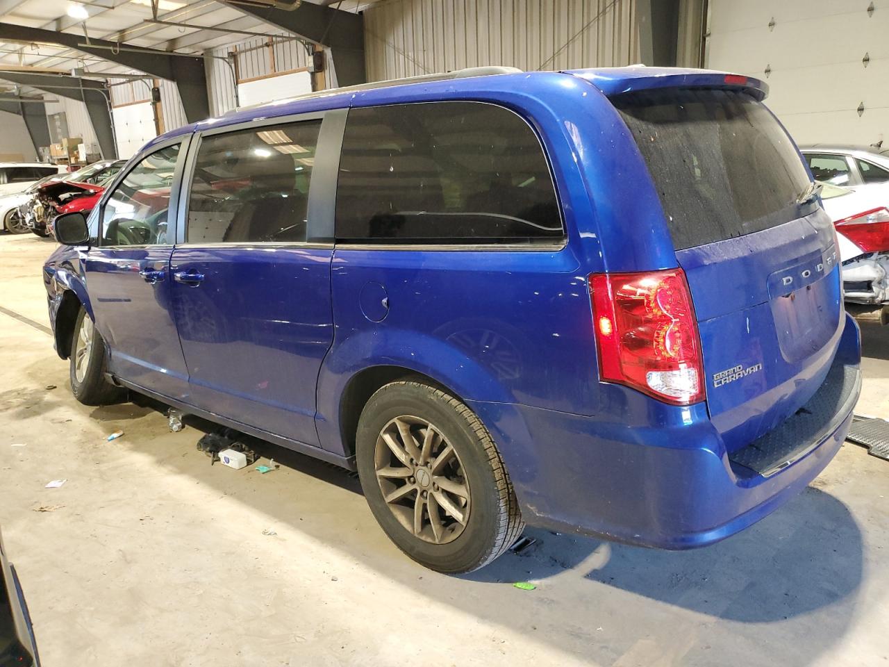 Obraz 2 z 2019 DODGE GRAND CARAVAN SXT 2019 z VIN 2C4RDGCG4KR572047