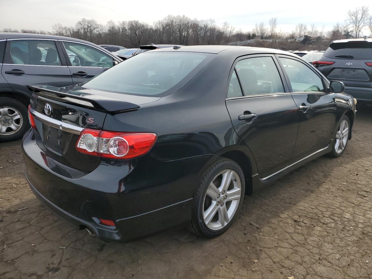 Изображение 3 2013 TOYOTA COROLLA BASE 2013 с VIN 2T1BU4EE9DC970112