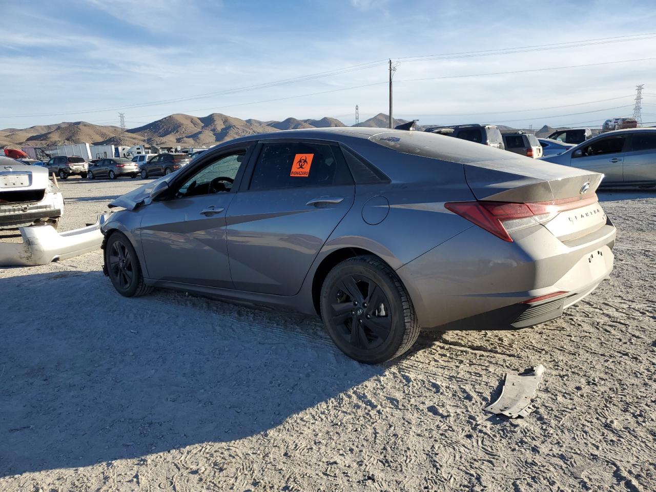 Изображение 2 2022 HYUNDAI ELANTRA BLUE 2022 с VIN KMHLM4AJ4NU021042