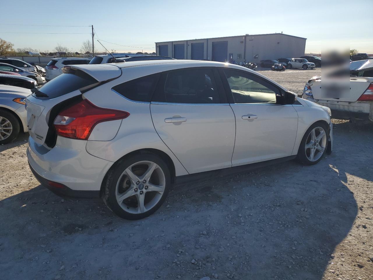 Изображение 3 2012 FORD FOCUS TITANIUM 2012 с VIN 1FAHP3N22CL365654