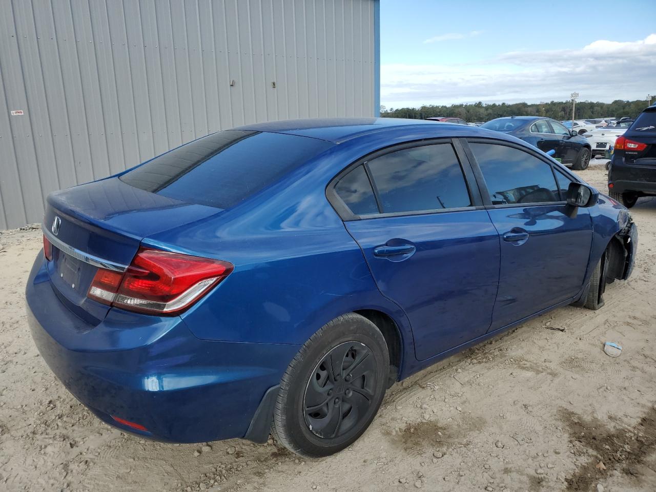 Obraz 3 z 2015 HONDA CIVIC LX 2015 z VIN 19XFB2F51FE009177