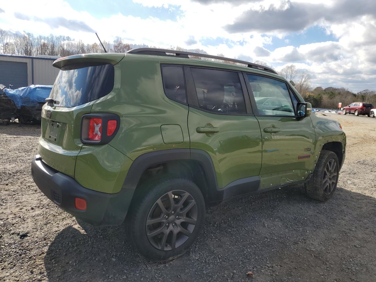 Obraz 3 z 2016 JEEP RENEGADE LATITUDE 2016 z VIN ZACCJBBT2GPE16844