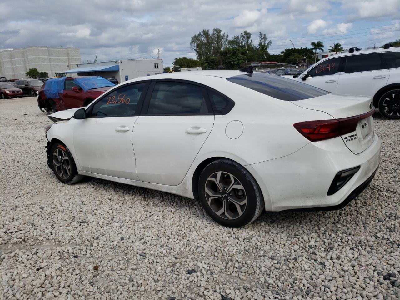 Image 2 of 2020 KIA FORTE FE 2020 with VIN 3KPF24AD6LE212717