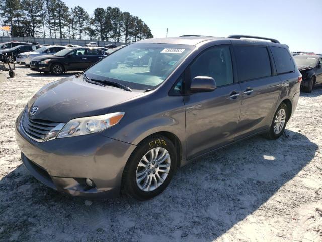 Изображение 2015 TOYOTA SIENNA XLE 2015