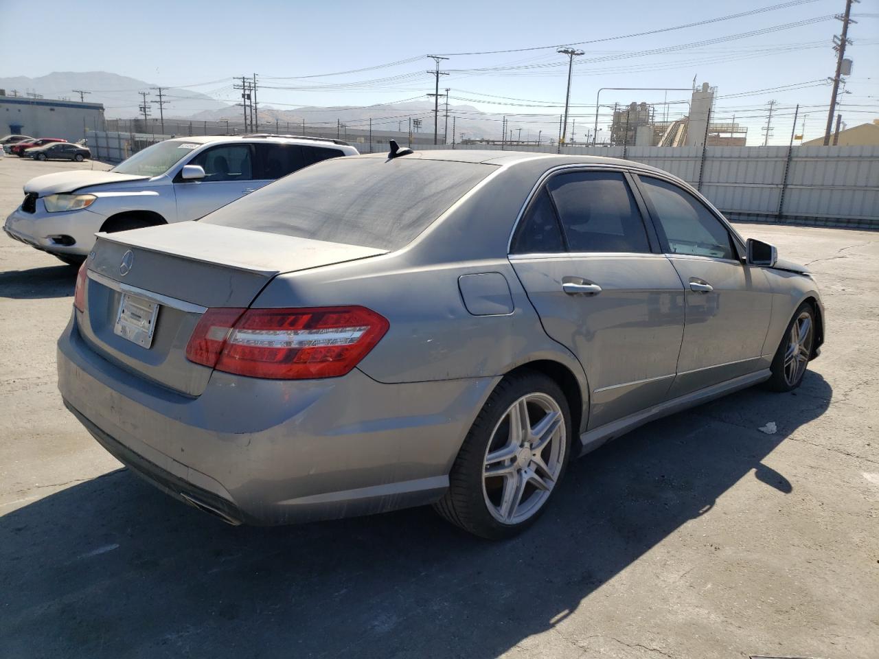 Изображение 3 2011 MERCEDES-BENZ E 350 2011 с VIN WDDHF5GB8BA317629