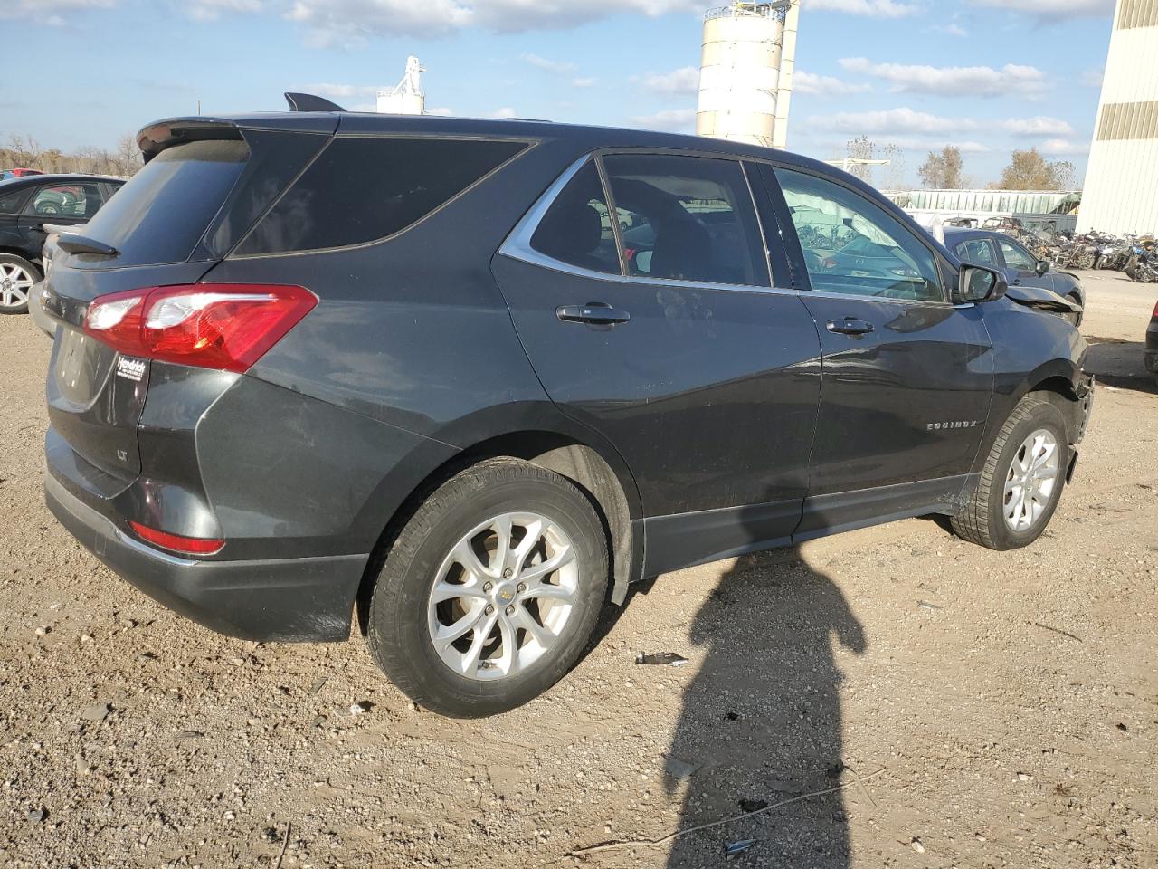 Image 3 of 2018 CHEVROLET EQUINOX LT 2018 with VIN 2GNAXJEVXJ6244989