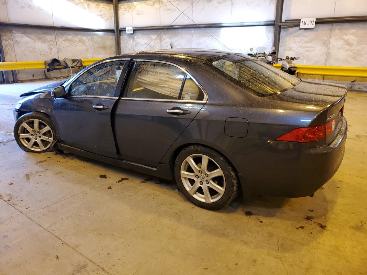 Image 2 of 2004 ACURA TSX  2004 with VIN JH4CL96824C017861