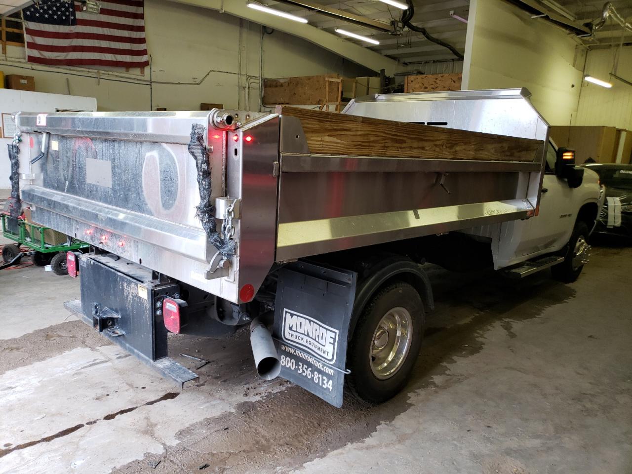 Image 3 of 2020 CHEVROLET SILVERADO K3500 2020 with VIN 1GB3YSEY7LF296270