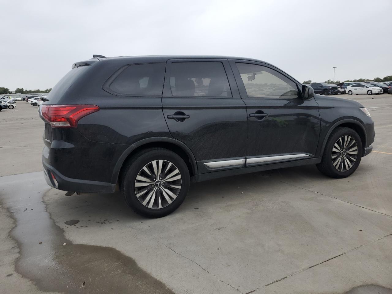 Изображение 3 2019 MITSUBISHI OUTLANDER ES 2019 с VIN JA4AD2A30KJ002092