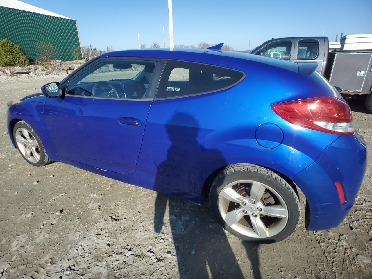 Image 2 of 2012 HYUNDAI VELOSTER 2012 with VIN KMHTC6AD6CU044845