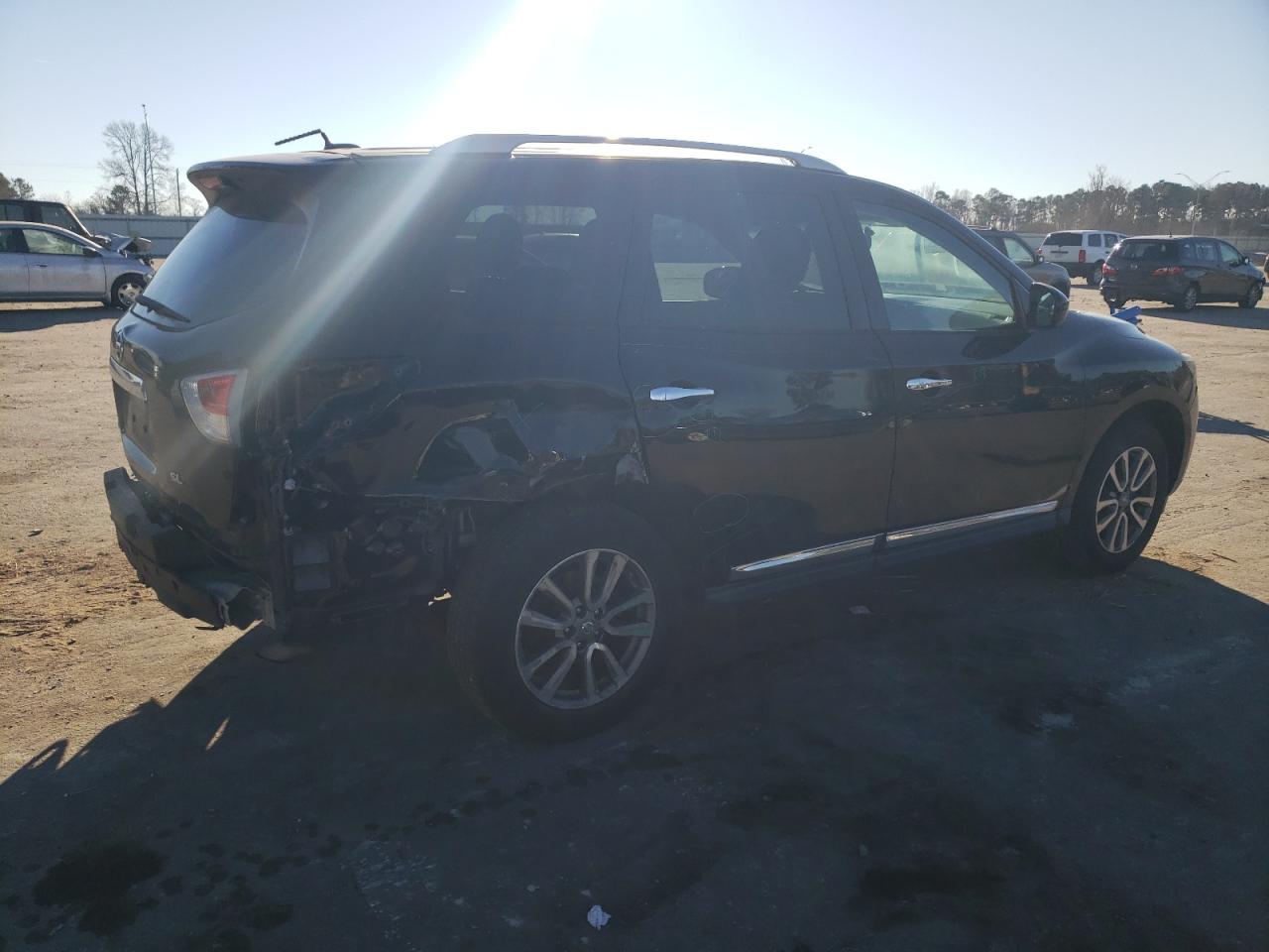 Image 3 of 2013 NISSAN PATHFINDER S 2013 with VIN 5N1AR2MN3DC682738