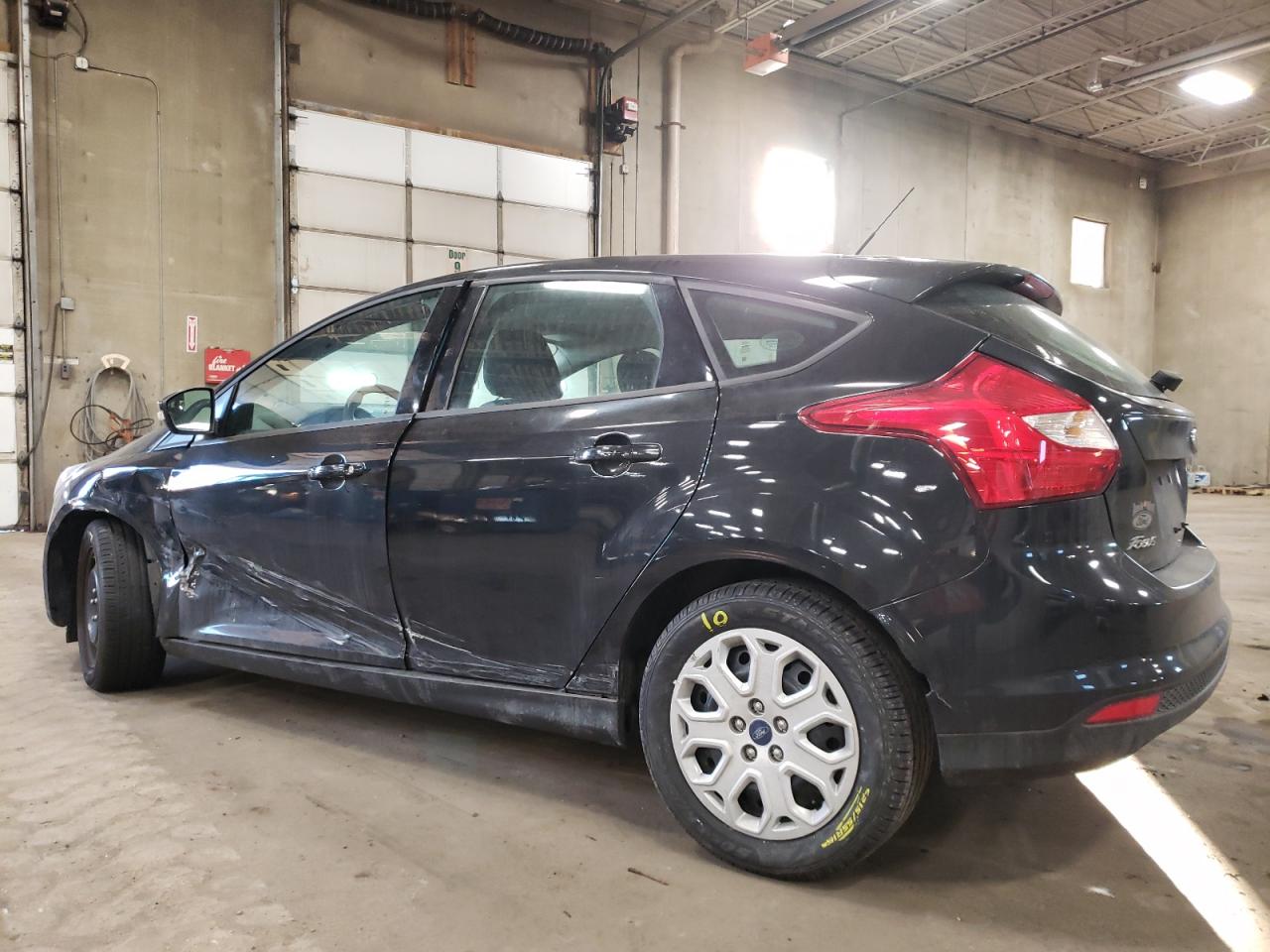 Изображение 2 2012 FORD FOCUS SE 2012 с VIN 1FAHP3K20CL467491