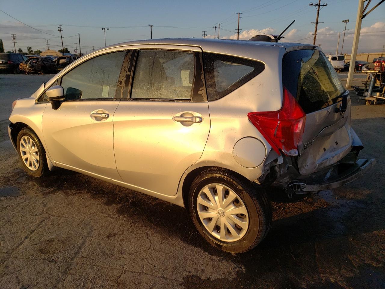 Image 2 of 2015 NISSAN VERSA NOTE S 2015 with VIN 3N1CE2CP3FL447231