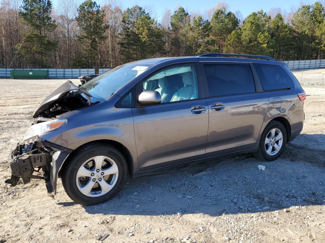 Obraz 2017 TOYOTA SIENNA LE 2017