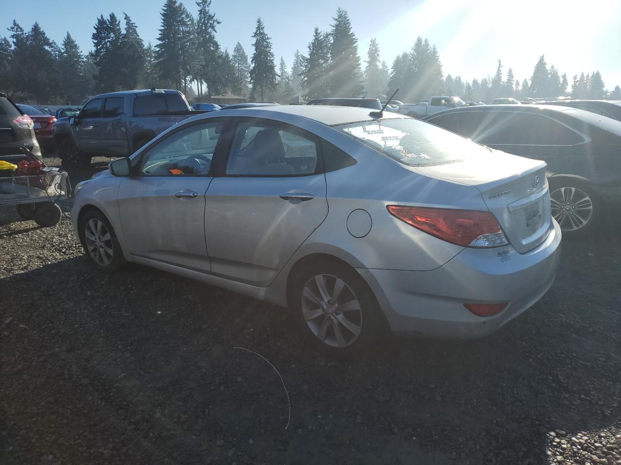 Image 2 of 2013 HYUNDAI ACCENT GLS 2013 with VIN KMHCU4AE0DU578161