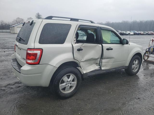 Obraz 3 z 2009 FORD ESCAPE XLT 2009 z VIN 1FMCU93749KC31009