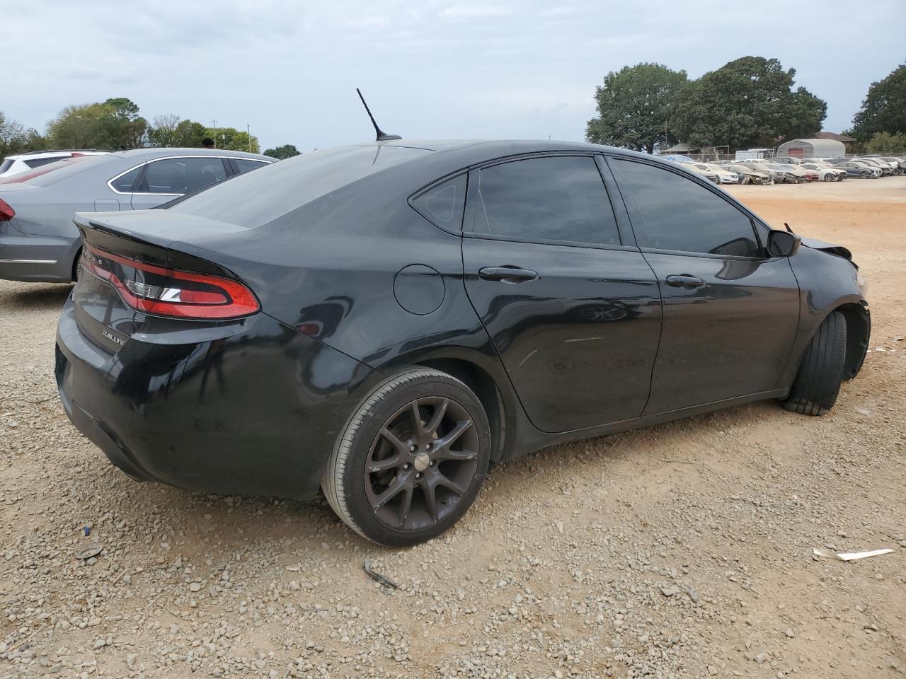 Image 3 of 2016 DODGE DART SXT 2016 with VIN 1C3CDFBB6GD540995