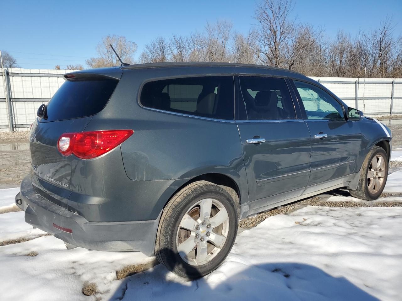 Image 3 of 2011 CHEVROLET TRAVERSE LTZ 2011 with VIN 1GNKVLED7BJ196580