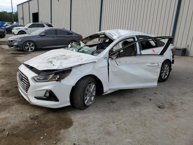 Изображение 1 2018 HYUNDAI SONATA SE 2018 с VIN 5NPE24AF8JH647440