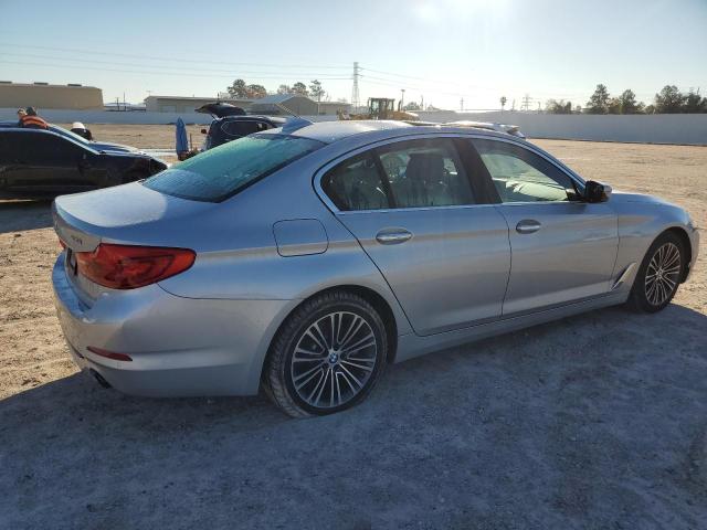 Obraz 3 z 2018 BMW 530 XI 2018 z VIN WBAJA7C51JWA74110