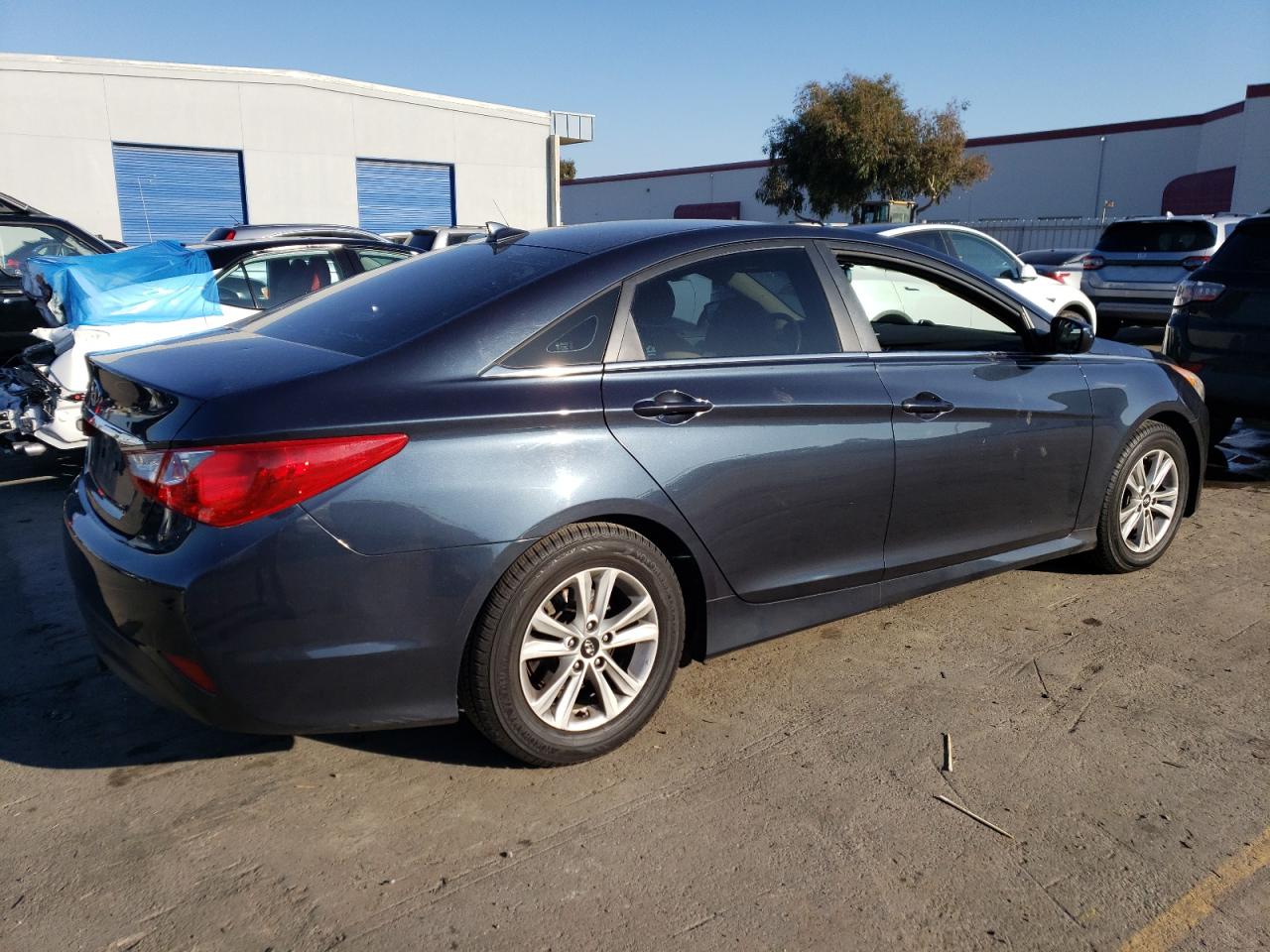 Obraz 3 z 2014 HYUNDAI SONATA GLS 2014 z VIN 5NPEB4AC8EH883887