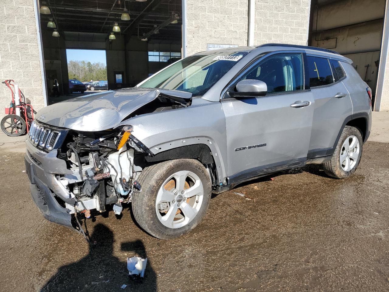 Изображение 2020 JEEP COMPASS LATITUDE 2020
