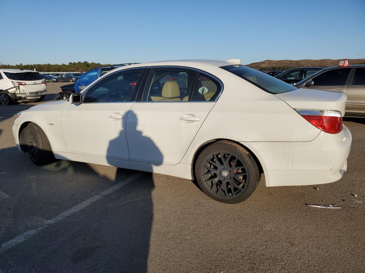 Изображение 2 2006 BMW 525 I 2006 с VIN WBANE53576CK79754