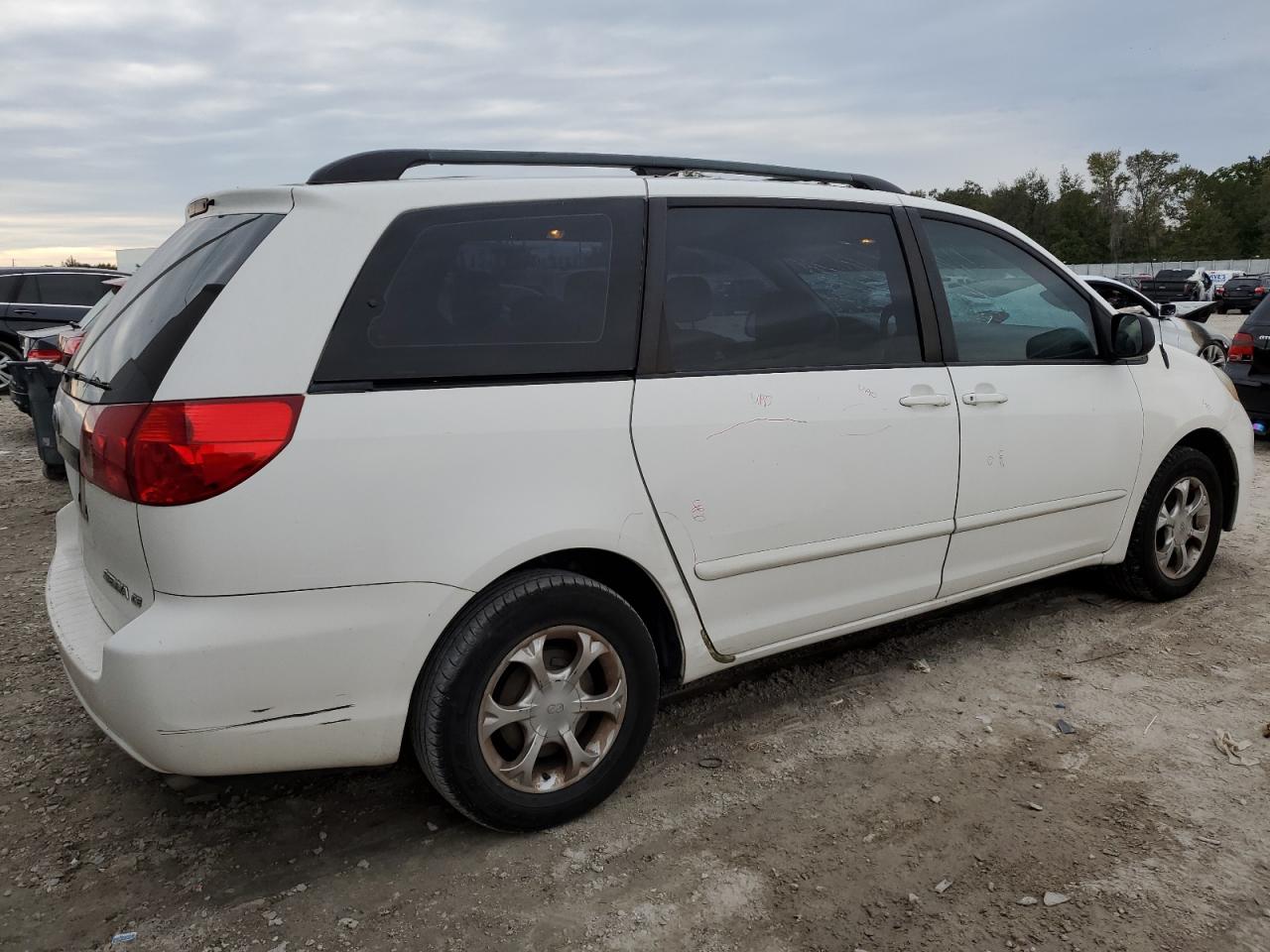 Image 3 of 2006 TOYOTA SIENNA CE 2006 with VIN 5TDZA23C26S431001