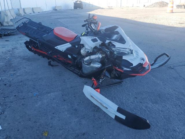 Изображение 2021 BMBR SNOWMOBILE 2021