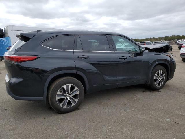Изображение 3 2021 TOYOTA HIGHLANDER XLE 2021 с VIN 5TDGZRBHXMS559201