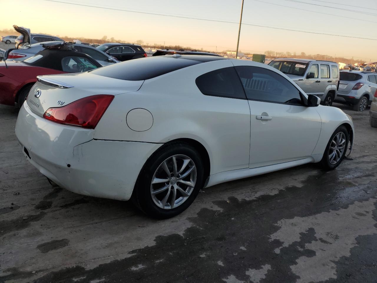 Изображение 3 2012 INFINITI G37 BASE 2012 с VIN JN1CV6EK1CM422189