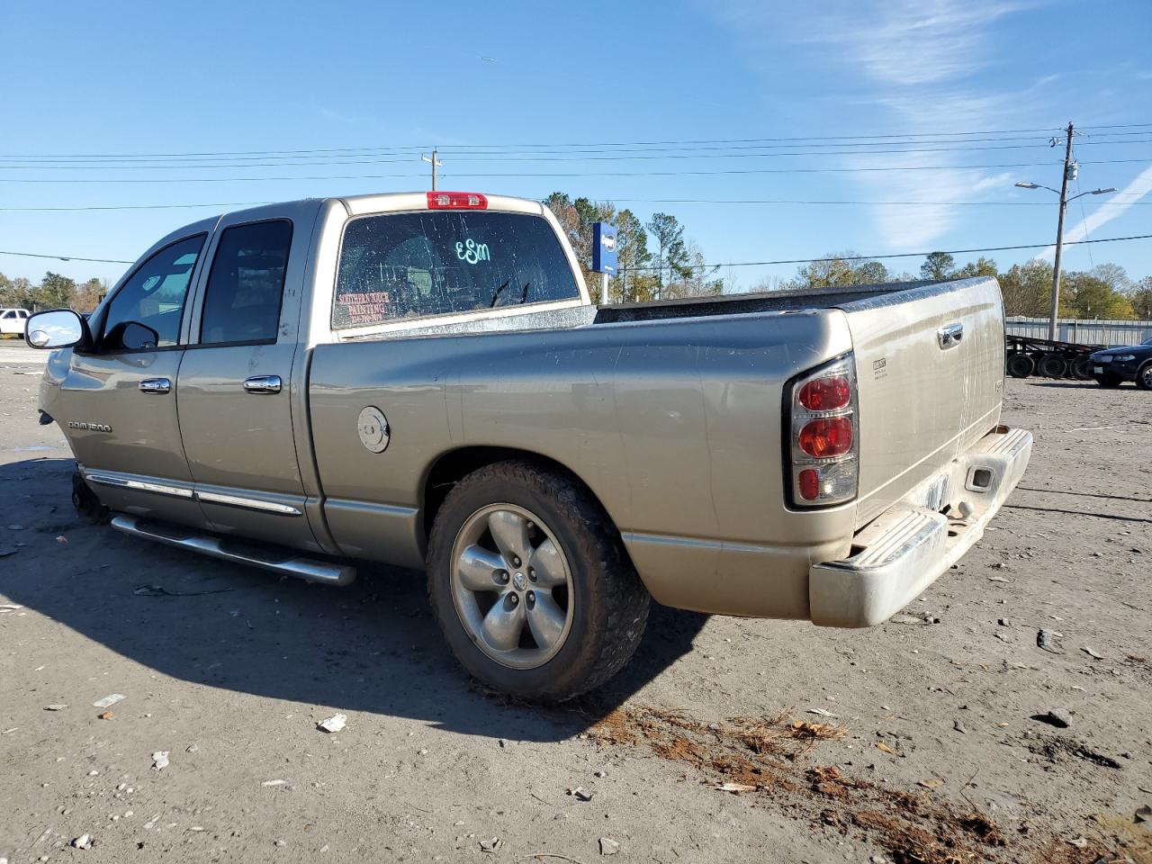 Image 2 of 2005 DODGE RAM 1500 ST 2005 with VIN 1D7HA18D65S173634