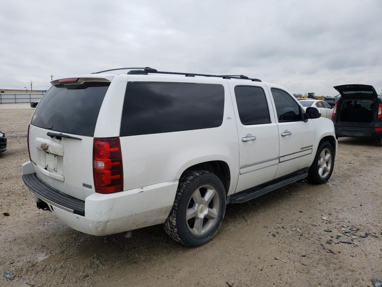 Изображение 3 2009 CHEVROLET SUBURBAN C1500 LTZ 2009 с VIN 1GNFC36079J122945