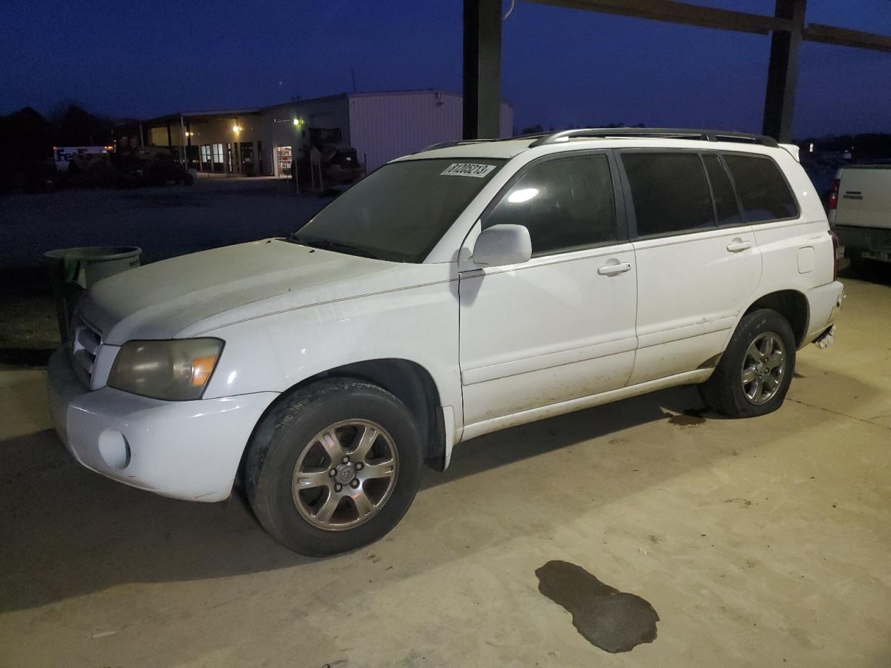 Image 1 of 2005 TOYOTA HIGHLANDER LIMITED 2005 with VIN JTEGP21AX50074509