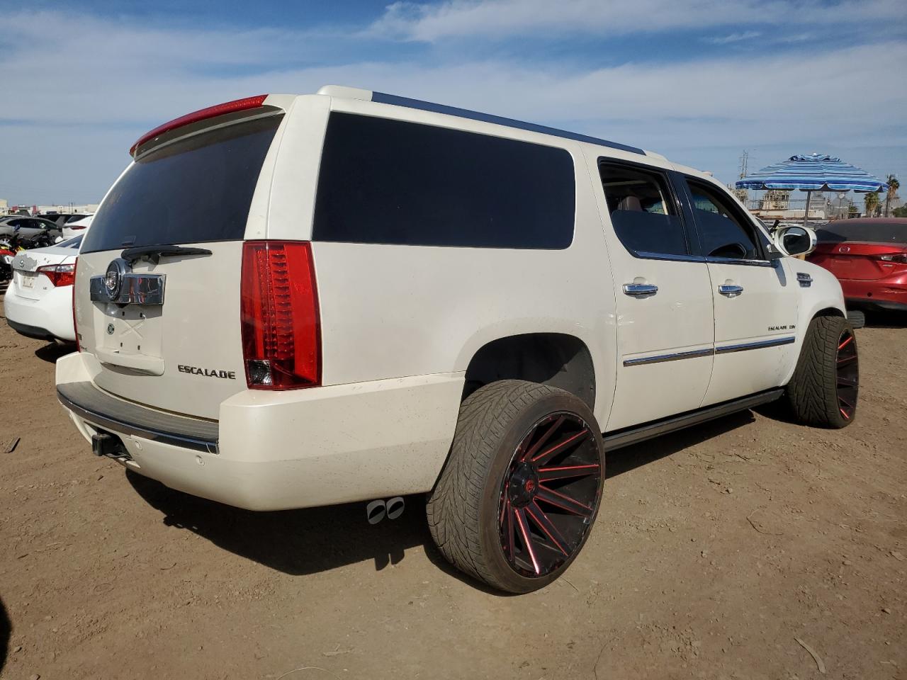 Image 3 of 2012 CADILLAC ESCALADE ESV PLATINUM 2012 with VIN 1GYS4KEF5CR199627
