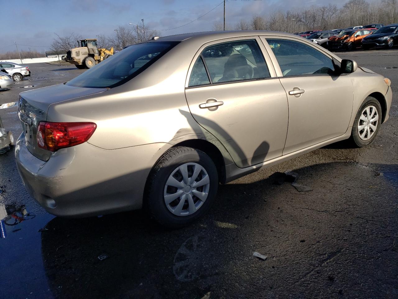 Изображение 3 2010 TOYOTA COROLLA BASE 2010 с VIN 1NXBU4EE9AZ336728