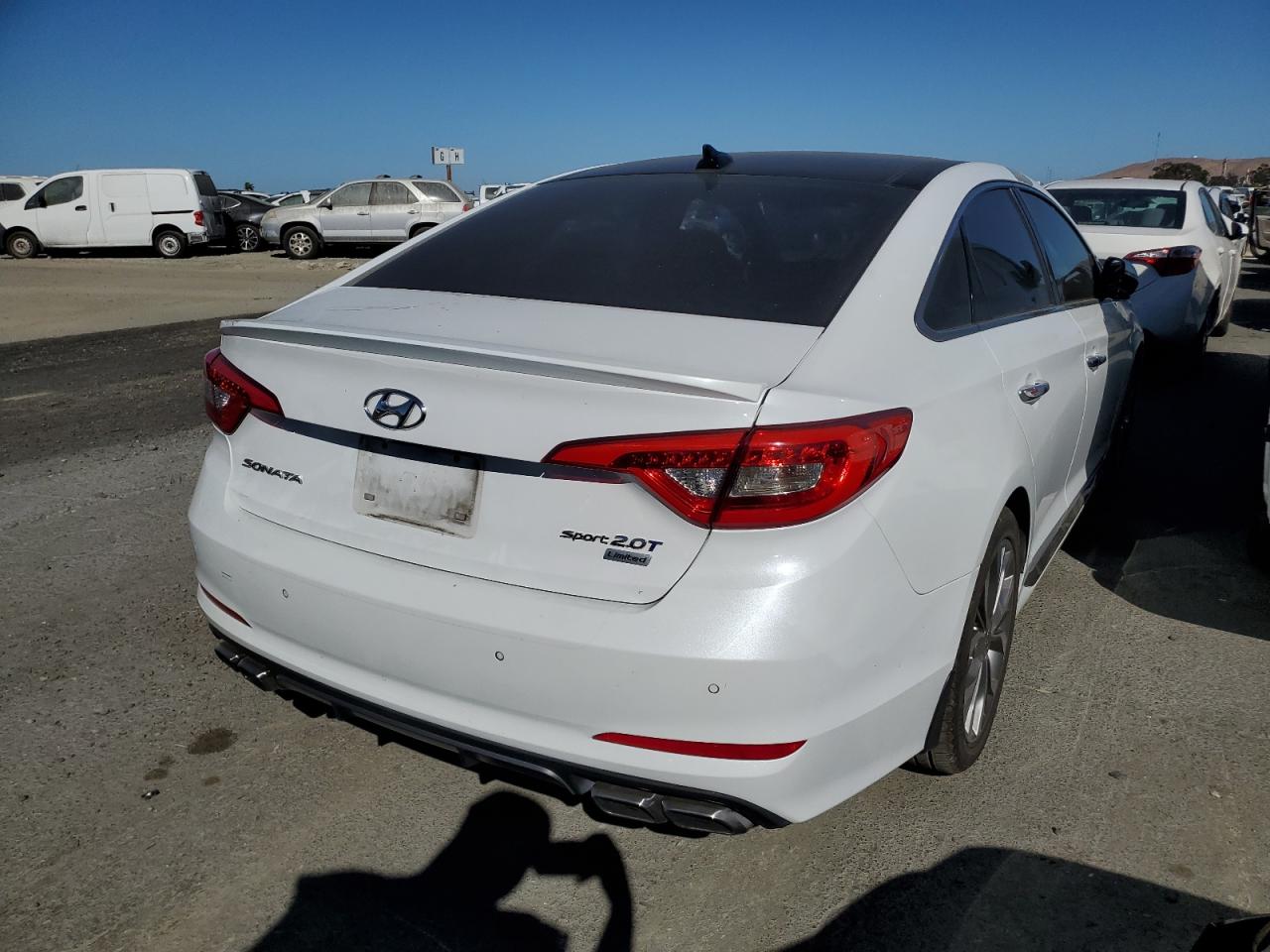 Image 3 of 2015 HYUNDAI SONATA SPORT 2015 with VIN 5NPE34AB8FH117440