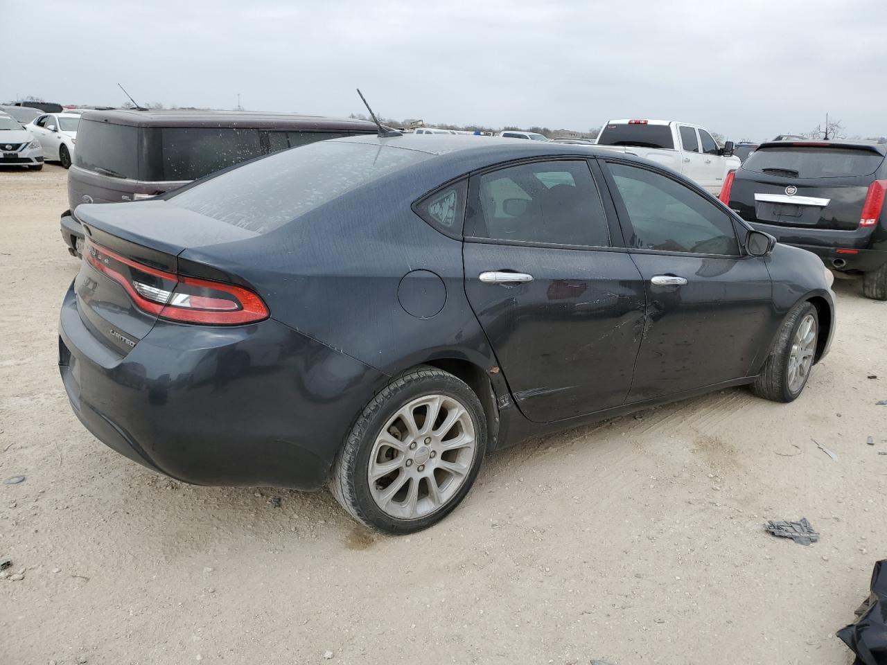 Изображение 3 Dodge Dart Limited 2013 с VIN 1C3CDFCA2DD178830