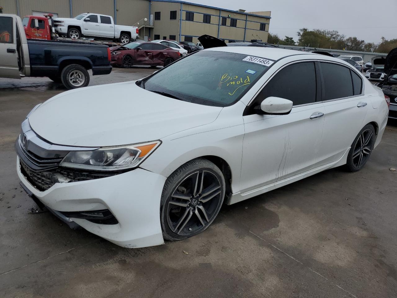 Изображение 1 2017 HONDA ACCORD SPORT 2017 с VIN 1HGCR2F56HA093910