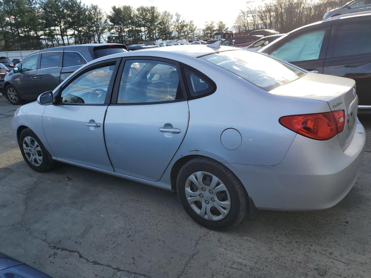 Obraz 2 z 2009 HYUNDAI ELANTRA GLS 2009 z VIN KMHDU46D89U806368